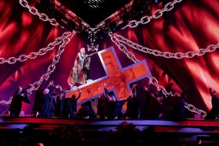 «Его еще и президент наш поздравил с юбилеем»: Шукшина ужаснулась танцам Киркорова на кресте «Его еще и президент наш поздравил с юбилеем»: Шукшина ужаснулась танцам Киркорова на кресте