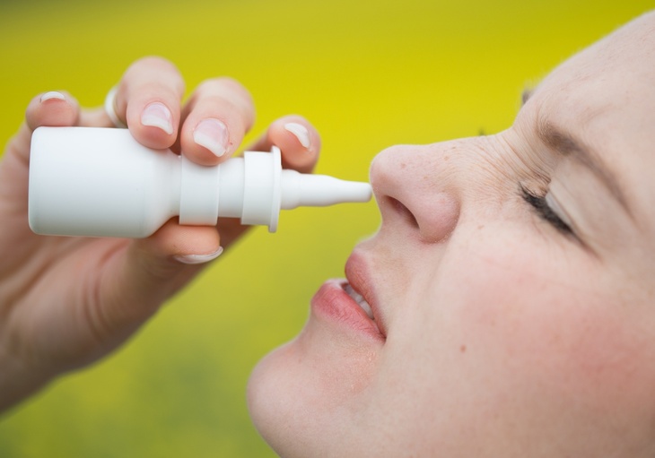Есть особые препараты: названы 3 главных способа справиться с зависимостью от капель для носа