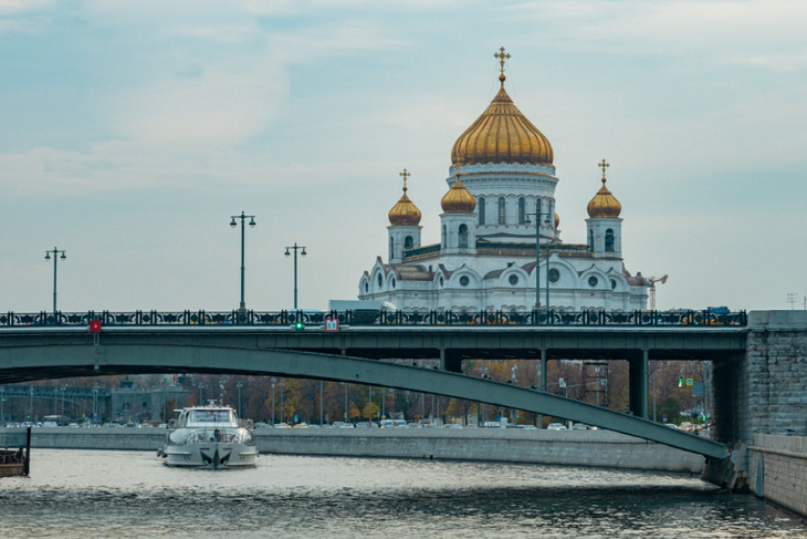 В Москве-реке выловили труп мужчины с привязанным к ногам грузом 