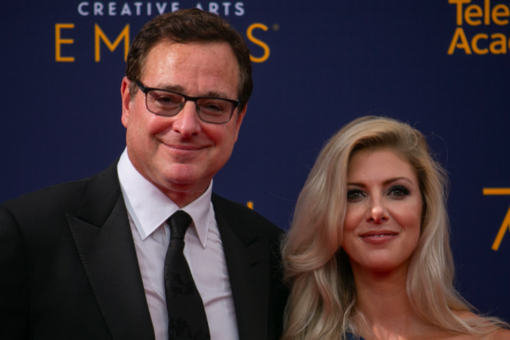 Kelly Rizzo says she's still married to dead Bob Saget