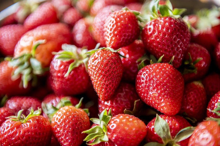  Check out your strawberries! Organic products caused an outbreak of Hepatitis A in the USA