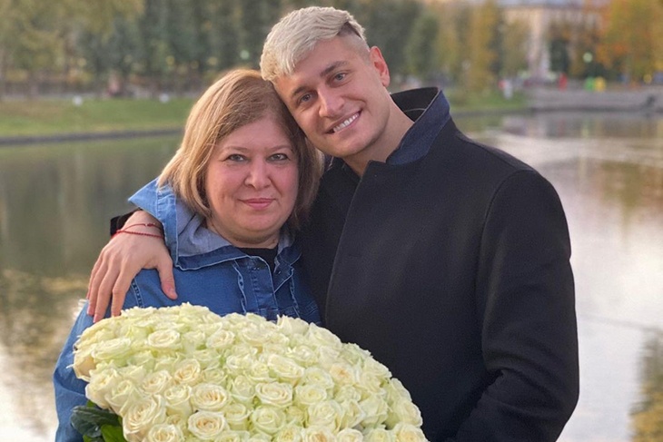 Дава с мамой