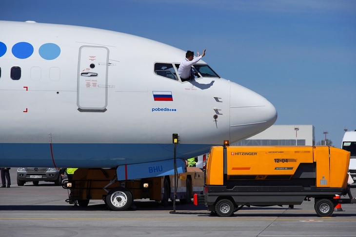 К забору встанет все: летчик о тяжелой ситуации в авиаотрасли России