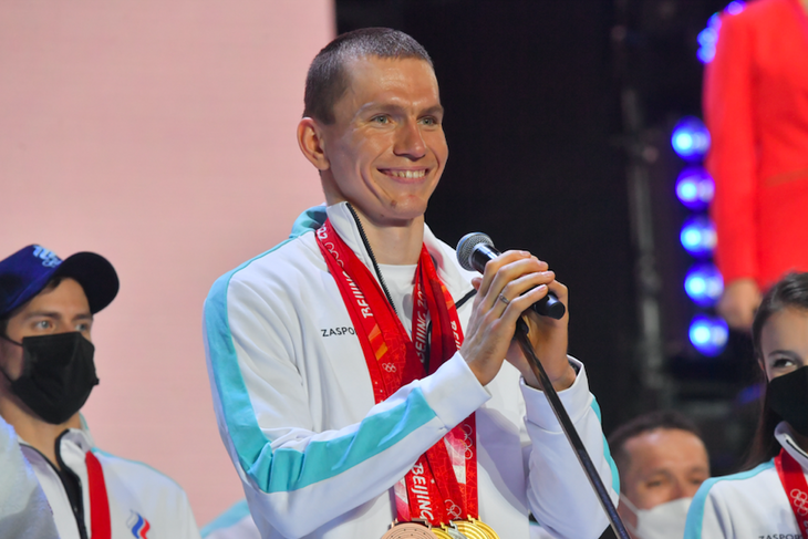 Большунов рассказал, как переосмыслил трудности, с которым столкнулся на Олимпиаде
