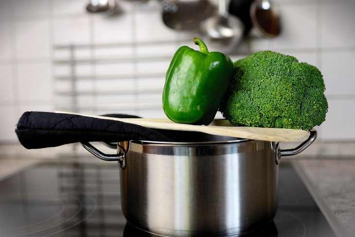 Диетолог объяснила, как правильно варить овощи