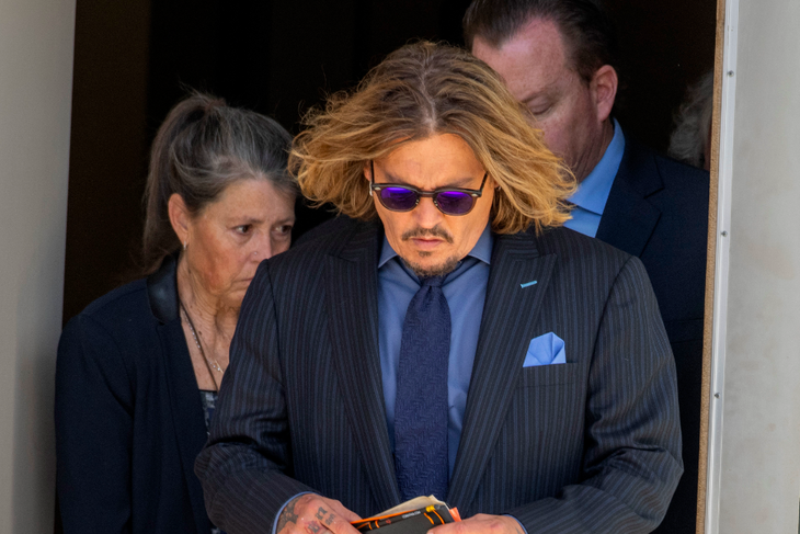 Johnny Depp thinks Amber Heard is twisting their trial