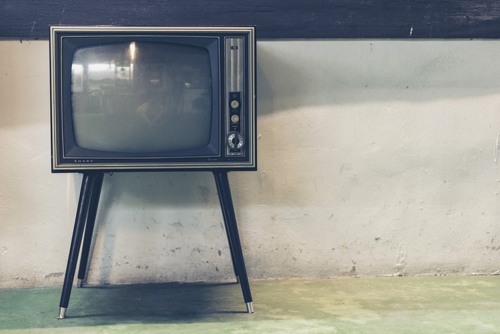 Россиянам назвали единственную причину, по которой может взорваться телевизор
