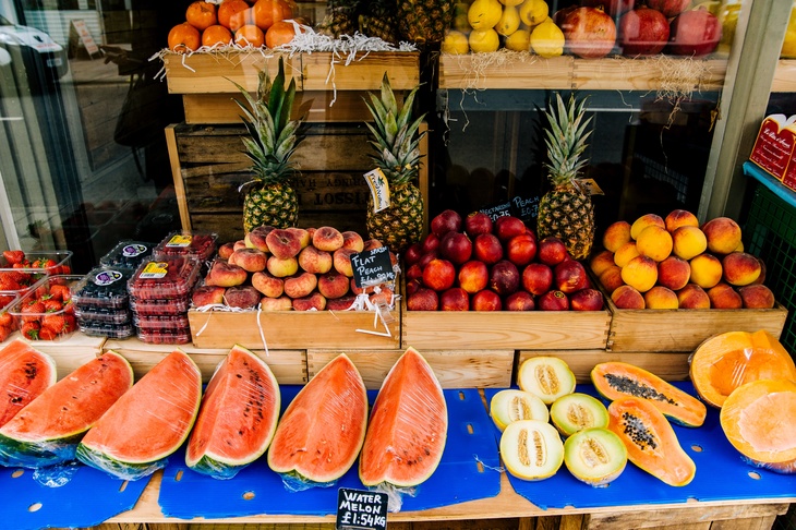 Диетолог назвала главную опасность сезонных фруктов