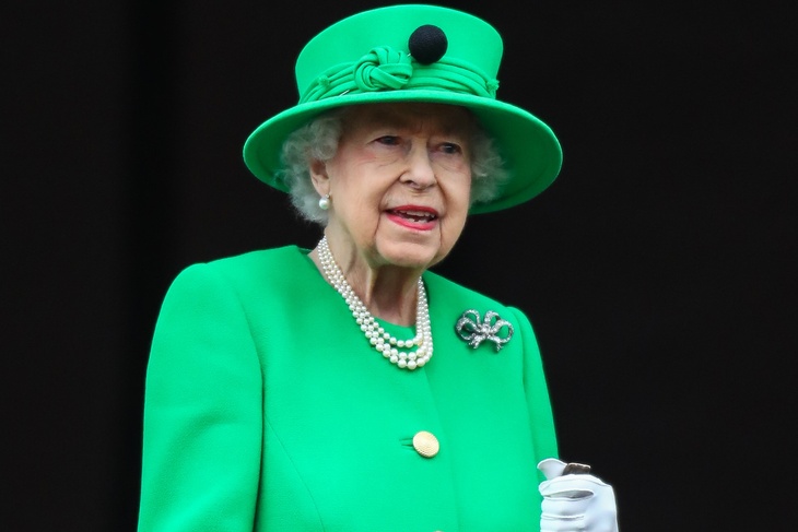 Королева Елизавета II находится под наблюдением врачей