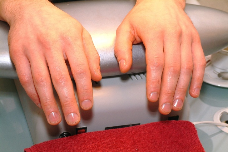 Терапевт перечислила, о каких заболеваниях говорит состояние ногтей