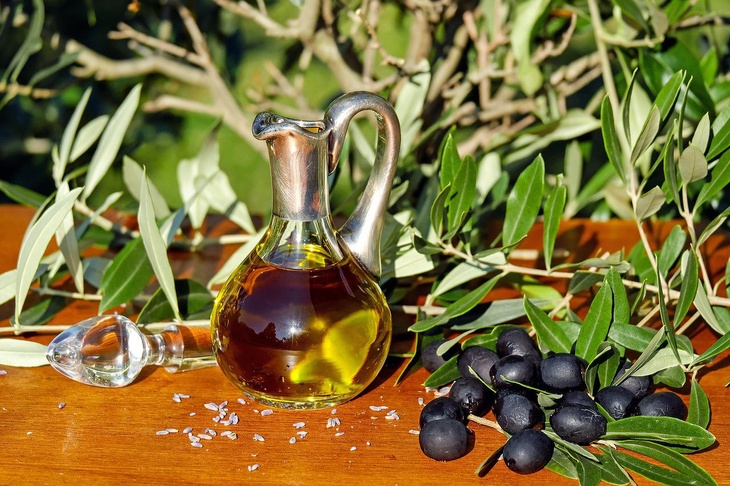 Рецепт полезных и вкусных заправок для салатов с оливковым маслом