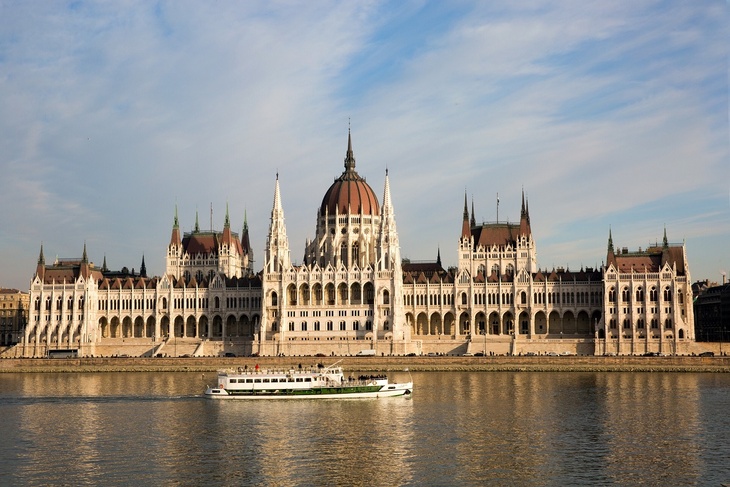 Не одна Венгрия недовольна антироссийскими санкциями ЕС