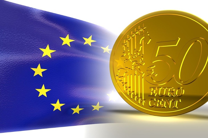 Экономист: Евросоюз заплатит за новые санкции трудностями в собственной экономике