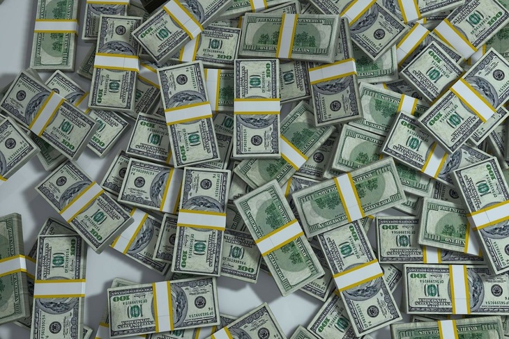Экономист спрогнозировал скачок курса доллара выше 100 рублей: названо условие