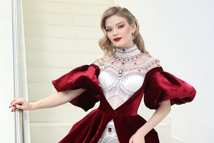 Россиянка стала полуфиналисткой конкурса красоты «Мисс Вселенная»