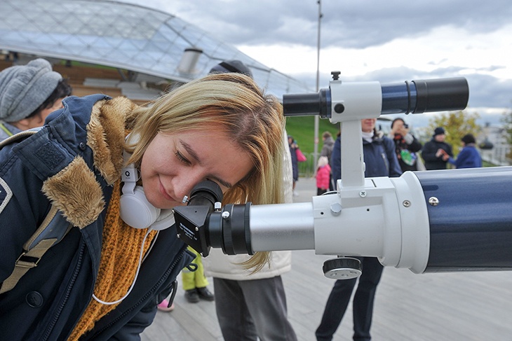 Россиянам рассказали, как не ошибиться при выборе телескопа