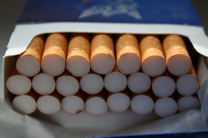 С российских заправок могут исчезнуть табачные изделия