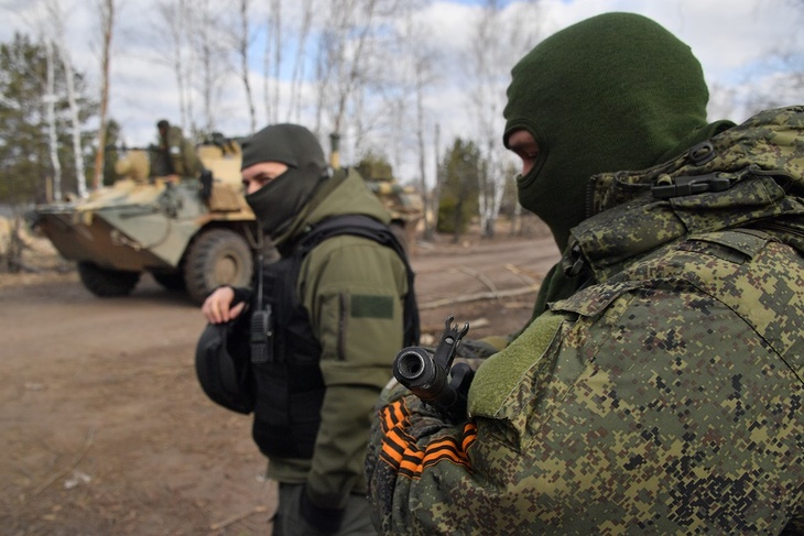 Генерал прокомментировал заявление Медведева об увеличении численности армии до 1,5 млн человек 