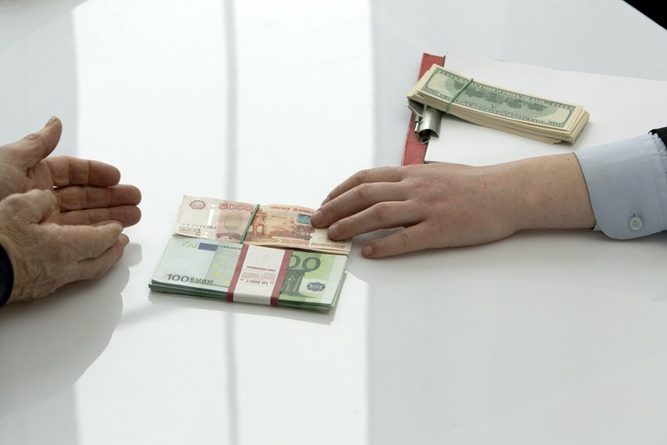 На Урале супруги передали Украине секретные чертежи за 100 тысяч рублей