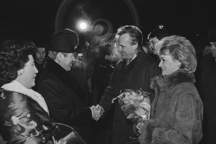 Муж привел в политику и оставил ее: как Людмила Нарусова из историка стала сенатором