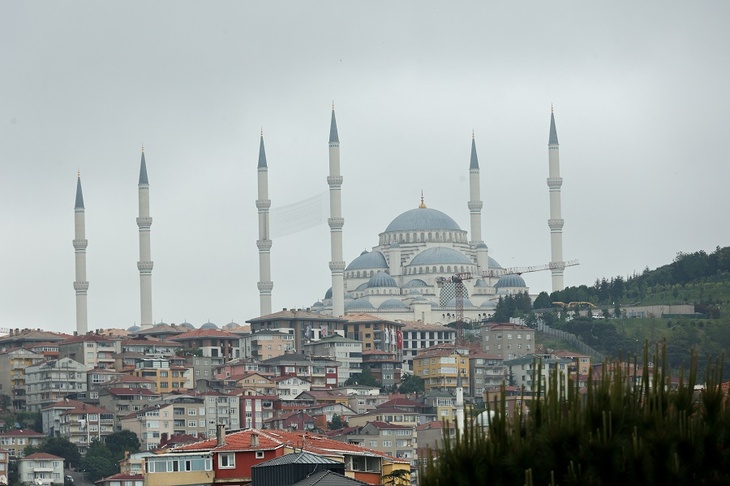 Турецкие власти готовят Стамбул к возможному разрушительному землетрясению