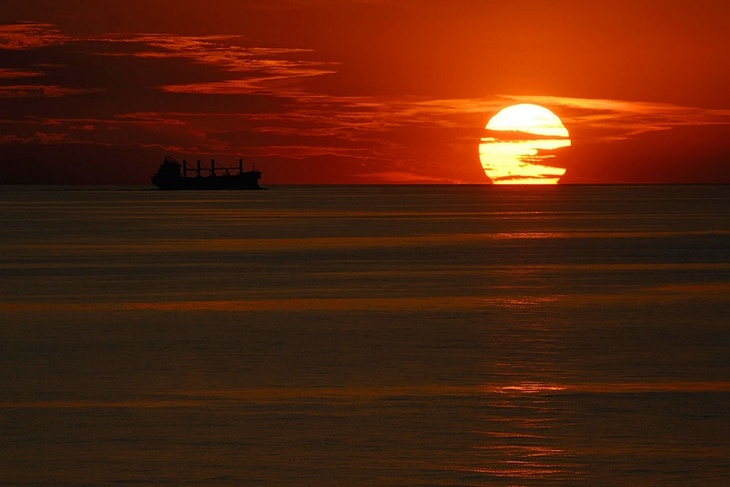 В Суэцком канале столкнулись два танкера