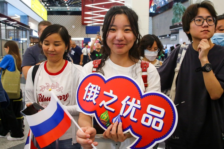 Первые китайские туристы прибыли в РФ по групповому безвизу