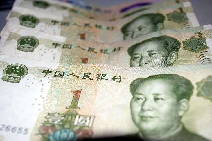 Аргентина и Бразилия обсуждают замену доллара юанем