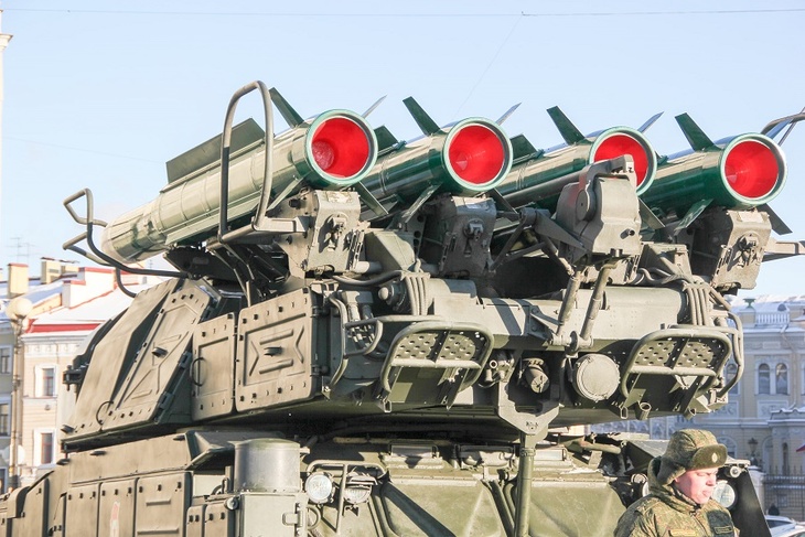 Российская ПВО уничтожила беспилотник на подлете к Белгороду