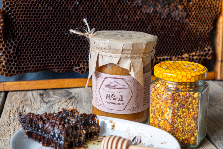 В Союзе пчеловодов назвали самый вкусный и полезный мед в этом году
