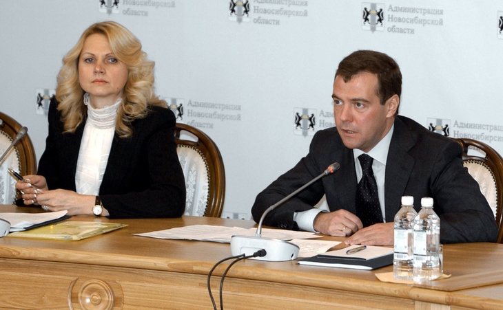 Громкие скандалы и слезы в Госдуме: самые спорные моменты из жизни Татьяны Голиковой