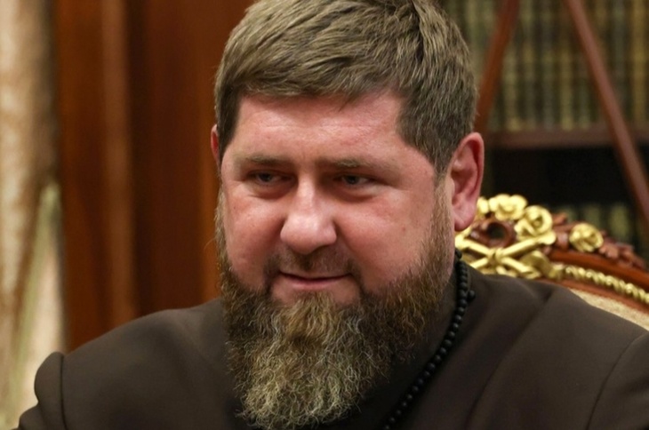  Кадыров поддержал сына, избившего обвиняемого в сожжении Корана 