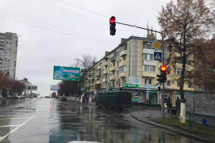 В Луганске массово продают свои квартиры военные из СБУ