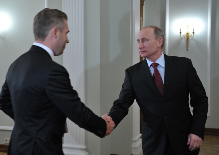 Телезвезда, бывший детский омбудсмен и писатель: что мы знаем о Павле Астахове