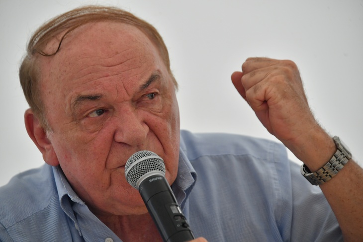 Виктор Баранец