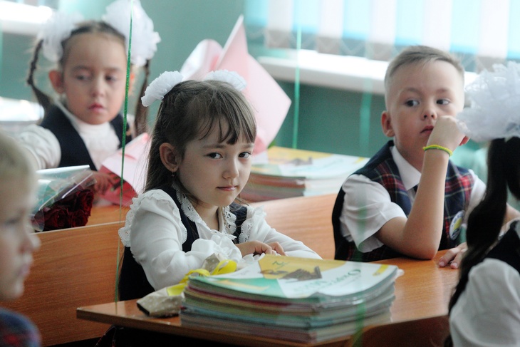 В Госдуме рассмотрят законопроект о регулировании использования телефонов в школе