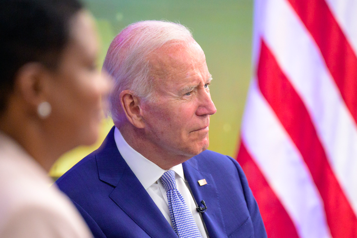 Джо Байден прилетел в Израиль