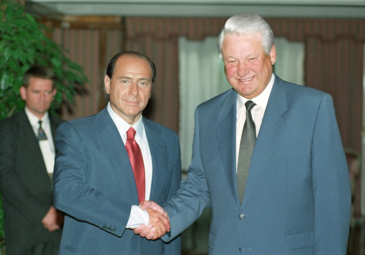 Друг Путина, любитель женщин и успешный политик: яркая жизнь Сильвио Берлускони