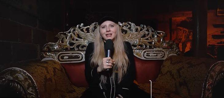 Разоблачала модников в образах по цене квартиры, участвовала в «Холостяке»: кто такая Чума Вечеринка Разоблачала модников в образах по цене квартиры, участвовала в «Холостяке»: кто такая Чума Вечеринка