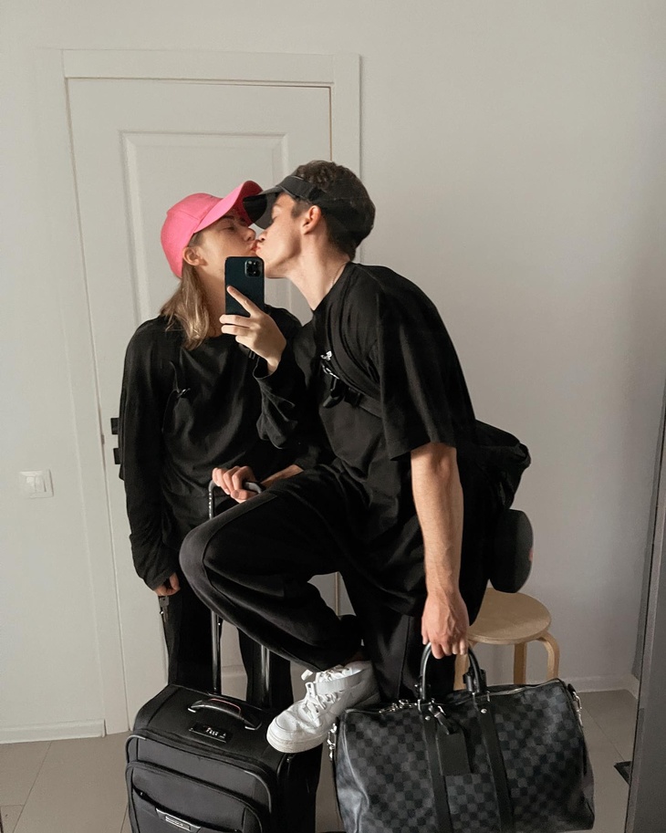 «Матерь бложья», фигурантка уголовного дела: биография Александры Митрошиной «Матерь бложья», фигурантка уголовного дела: биография Александры Митрошиной