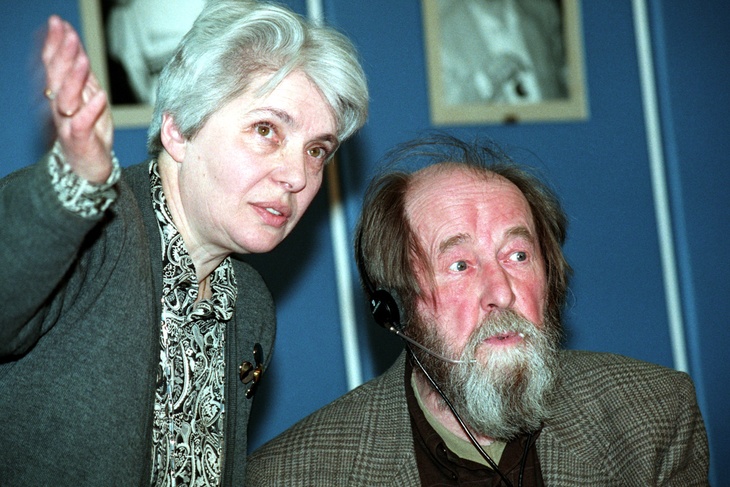 Александр Солженицын с супругой Натальей