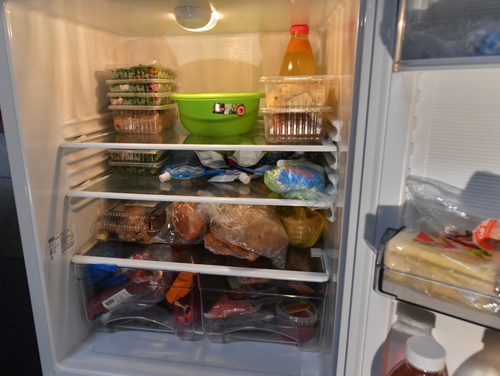 Россиянам назвали продукты, которые не рекомендуется хранить в холодильнике