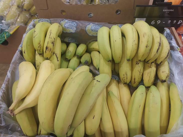 Бананы так же полезны, как ягоды асаи — диетолог Мухина 