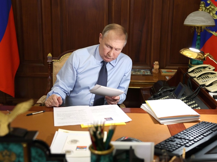 Интервью Путина Карлсону опубликуют на сайте Кремля на английском и русском языке