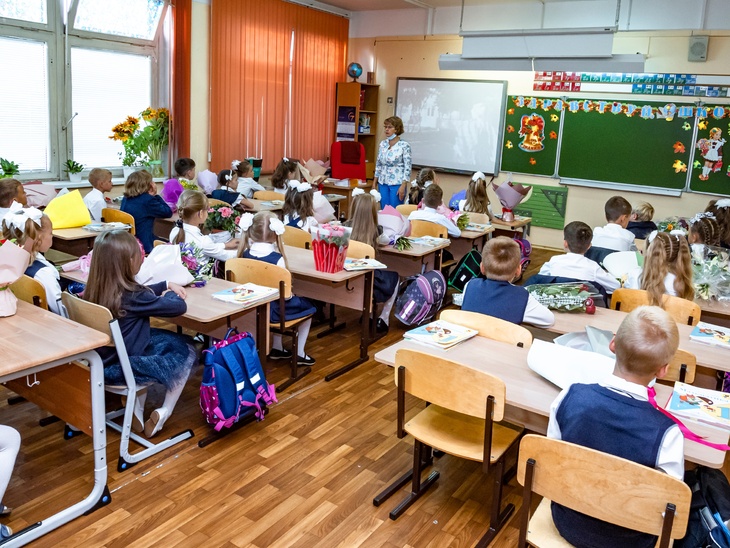 В Свердловской области учителя уволили за избиение школьницы-инвалида