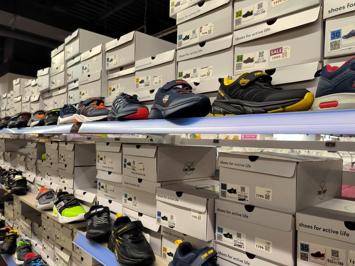 Эксперт раскрыл, в каких случаях возможен возврат ношеной обуви в магазин