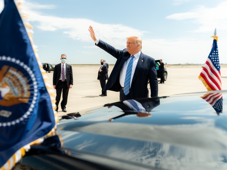 Американист оценил вероятность выхода США из НАТО в случае избрания Трампа