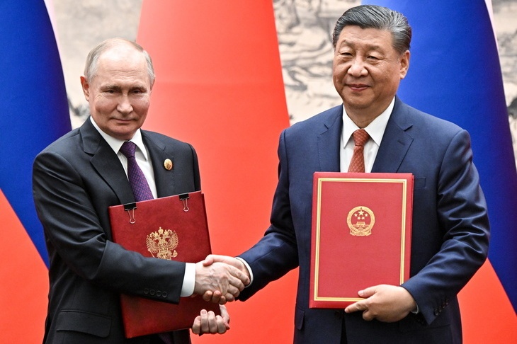 Стало известно, чем угощали Путина на встрече с Си Цзиньпином