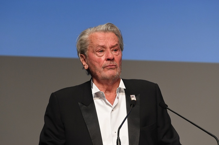 Алена Делона могут похоронить на кладбище домашних животных