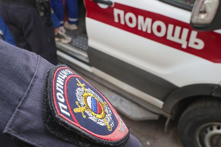 Названа вероятная причина смерти двоих человек в кабине грузовика в Москве